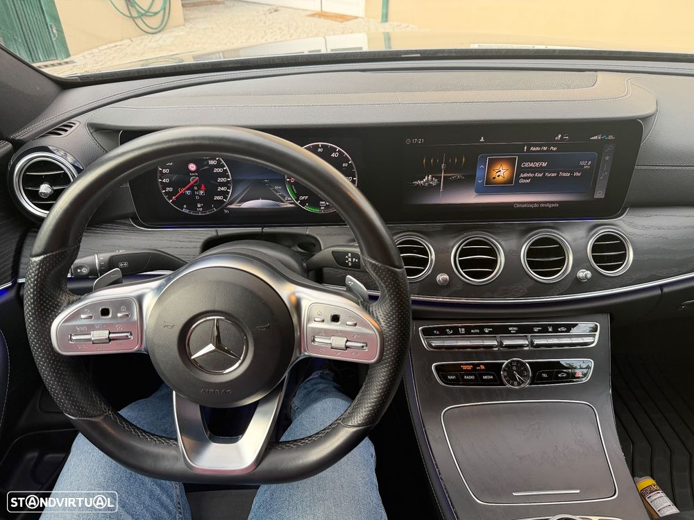 Mercedes-Benz E 300 - 12