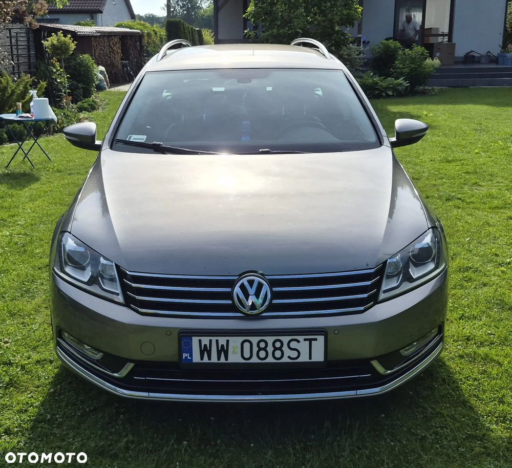Volkswagen Passat 2.0 TDI Highline DSG - 9