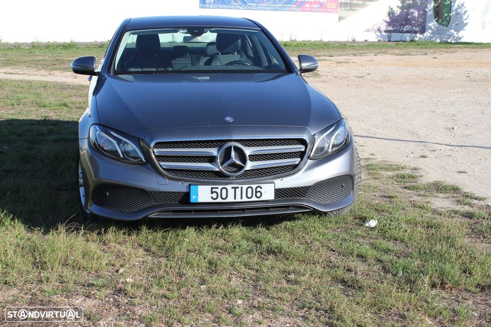 Mercedes-Benz E 220 d Avantgarde - 12