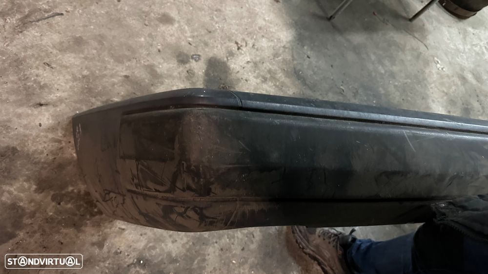 Parachoque Mercedes E 200 124 - 3