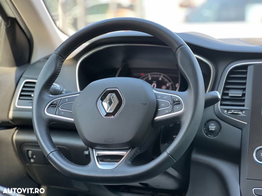 Renault Megane TCe 140 GPF Intens - 17