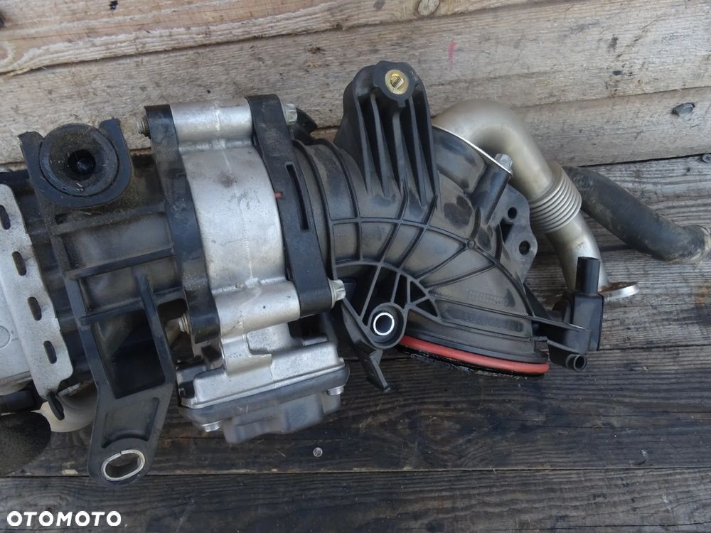 CHŁODNICA POWIETRZA INTERCOOLERA A6540904601 MERCEDES W206 W254 GLCPRZEPUSTNICA A6540900070 PRZEWÓD RURA POWIETRZA A6540904900 - 4