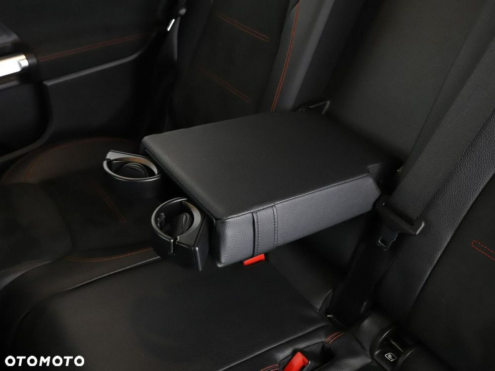Mercedes-Benz GLB 200 d 8G-DCT AMG Line - 40