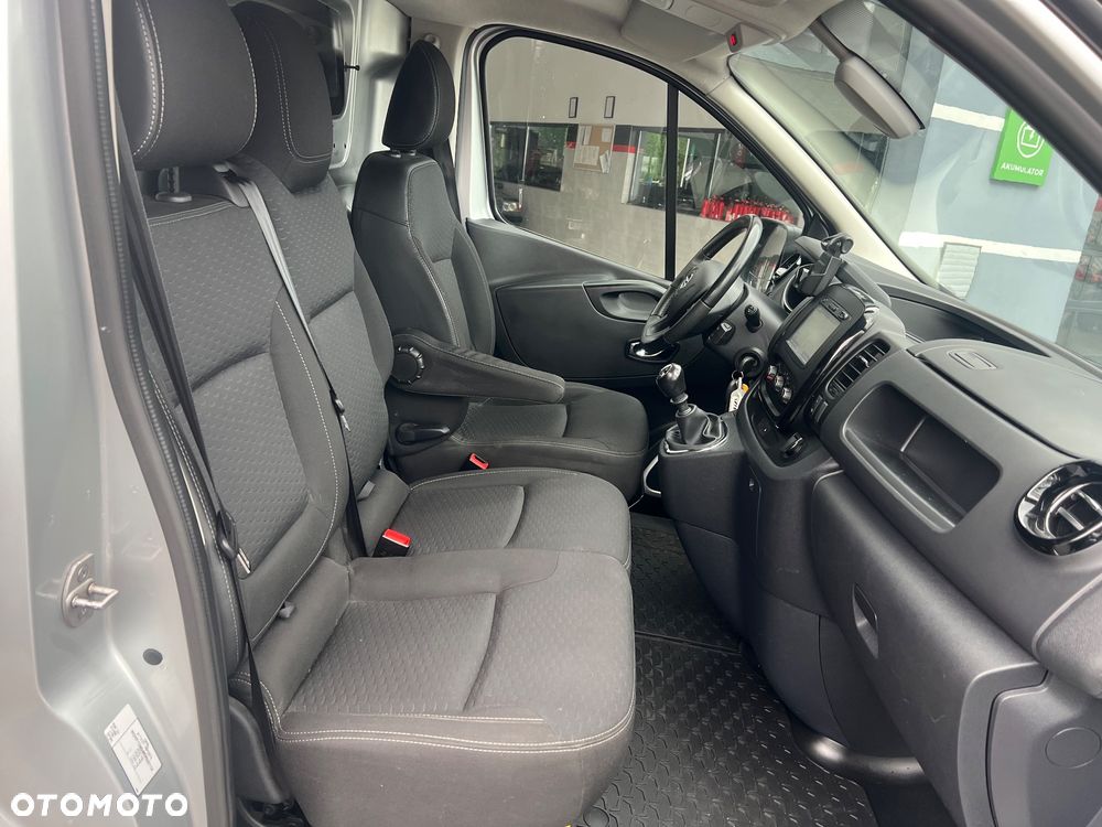 Opel Vivaro - 23