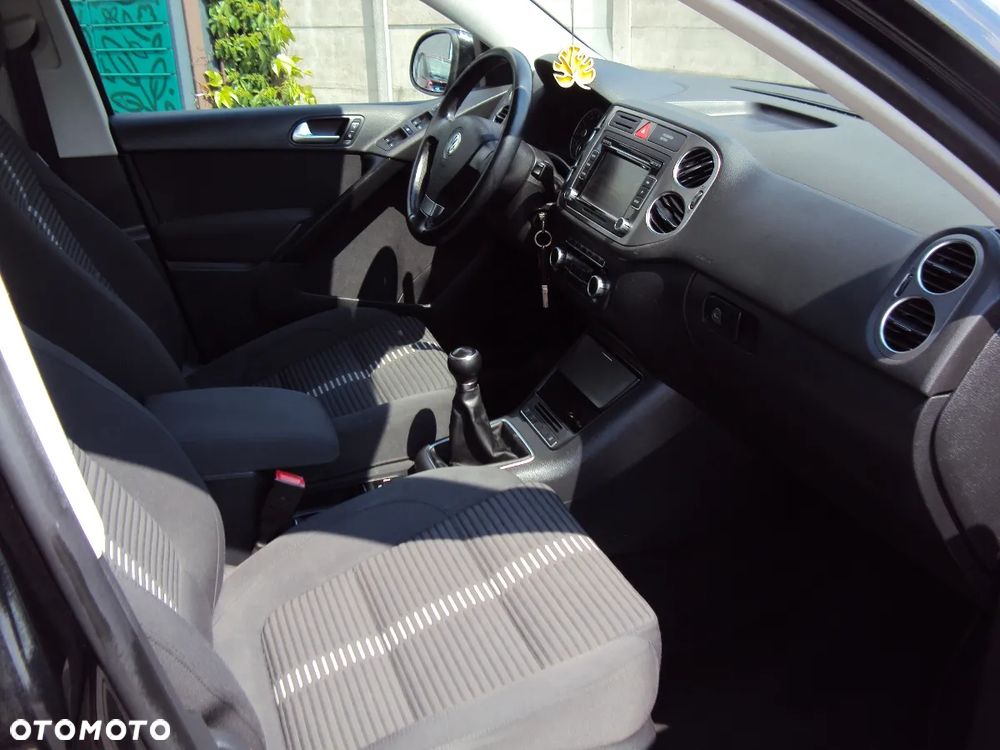 Volkswagen Tiguan 1.4 TSI Sport & Style - 8