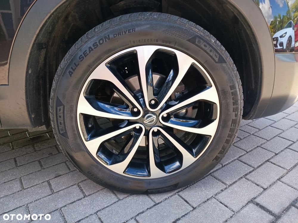 Nissan Qashqai 2.0 dCi DPF I-Way - 13