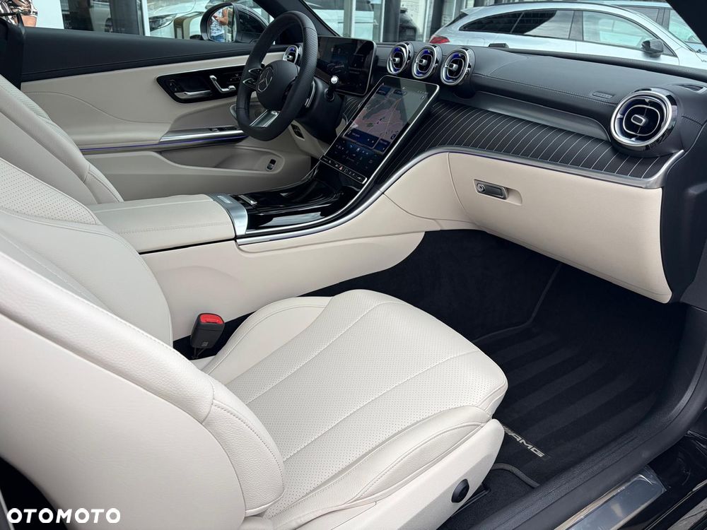 Mercedes-Benz CLE 300 4Matic 9G-TRONIC Edition AMG Line - 23