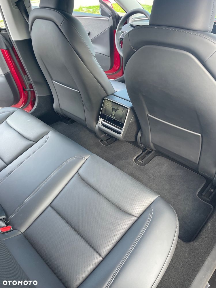 Tesla Model 3 - 21