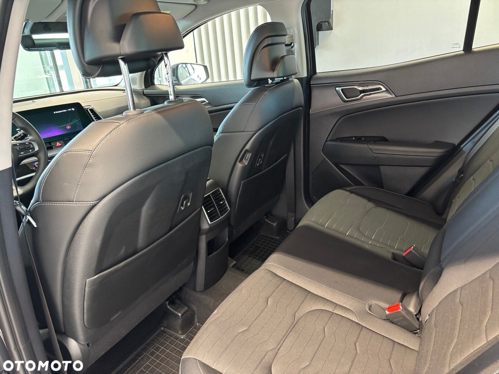 Kia Sportage - 10