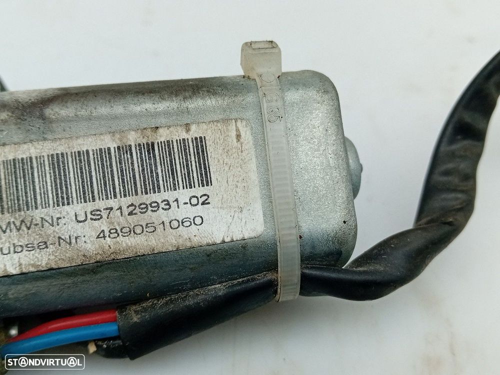 Fechadura / fecho da mala BMW 5 Touring (E61) - 4