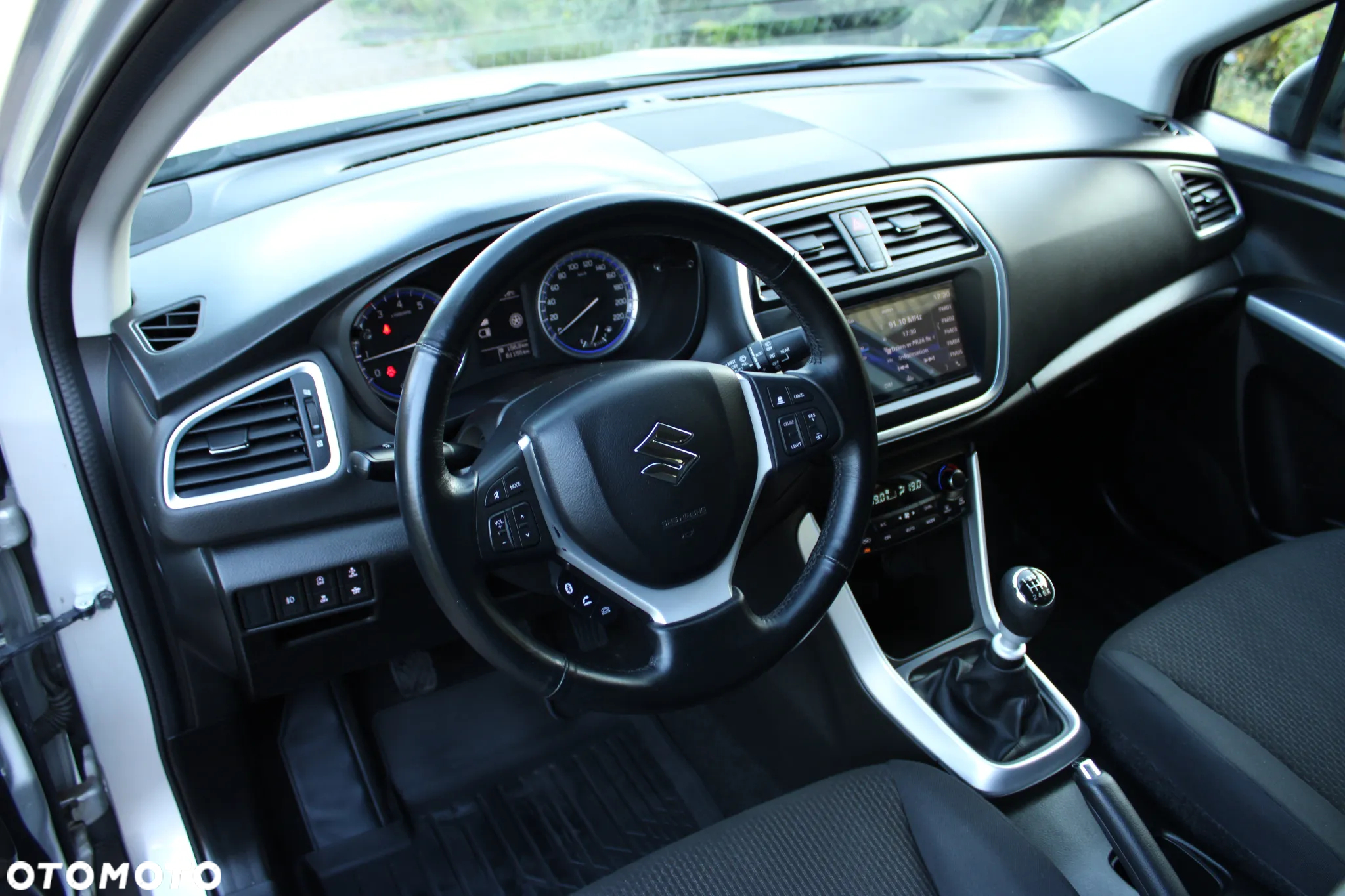 Suzuki SX4 S-Cross 1.4 SHVS Comfort Plus - 16