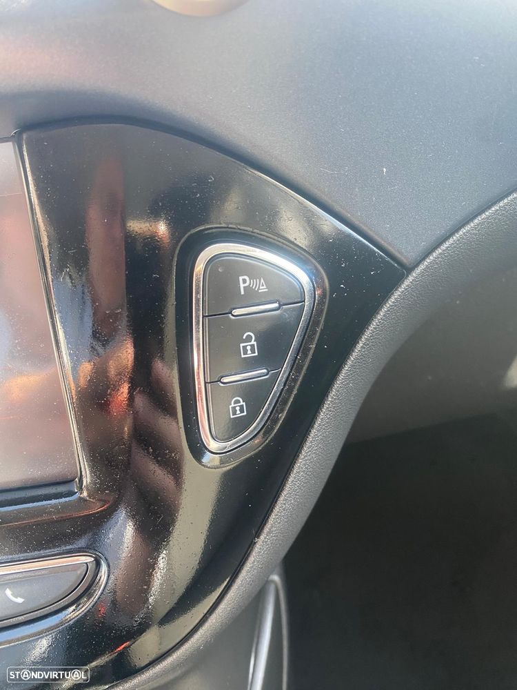 Opel Corsa 1.4 Dynamic FlexFuel - 13