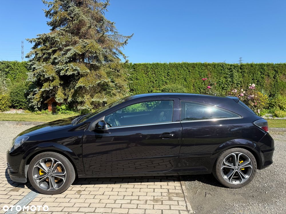 Opel Astra 1.6 T Sport - 11