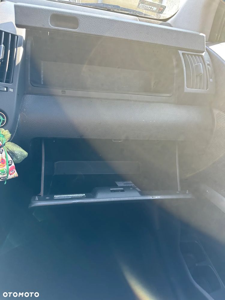 Toyota Corolla Verso 2.2 D-4D - 19