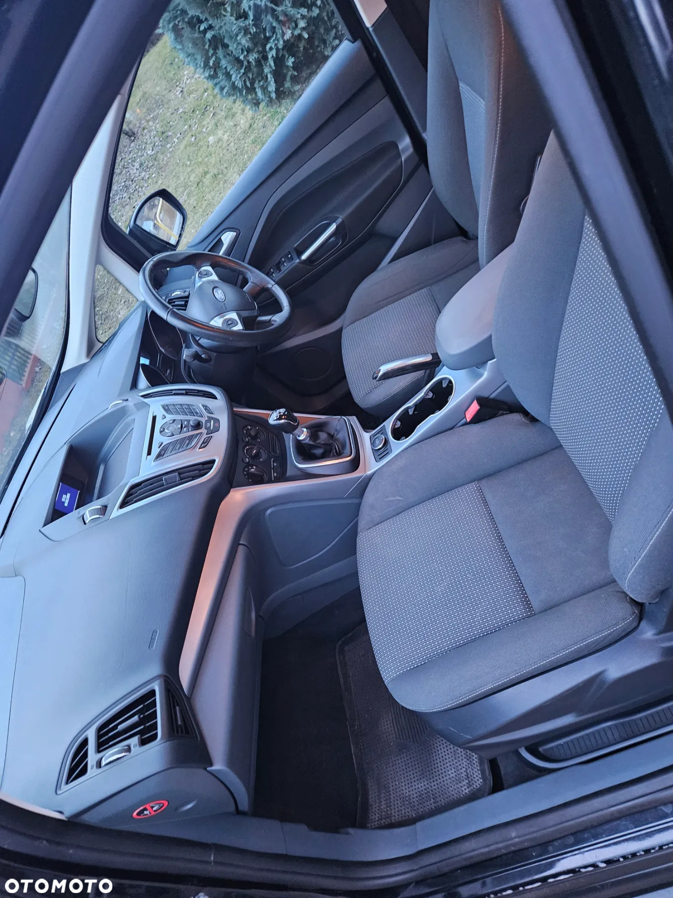Ford C-MAX 1.6 TDCi Trend - 16