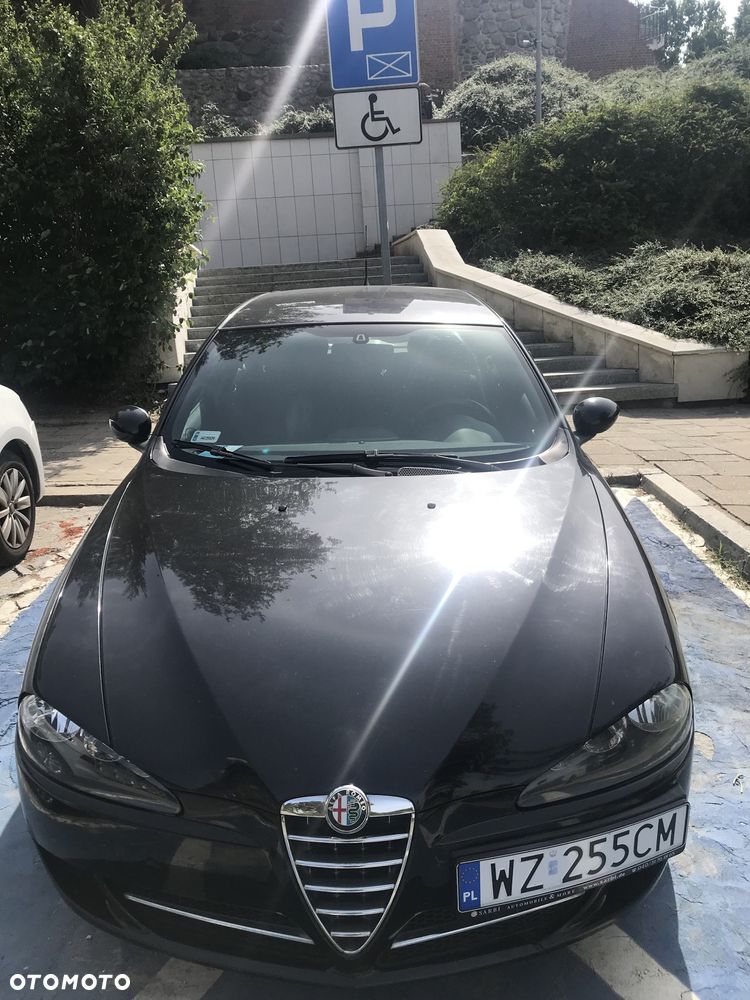 Alfa Romeo 147 - 6