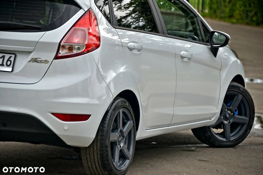 Ford Fiesta 1.25 Titanium EU5 - 20