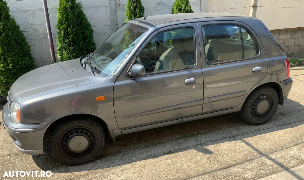 Nissan Micra - 2