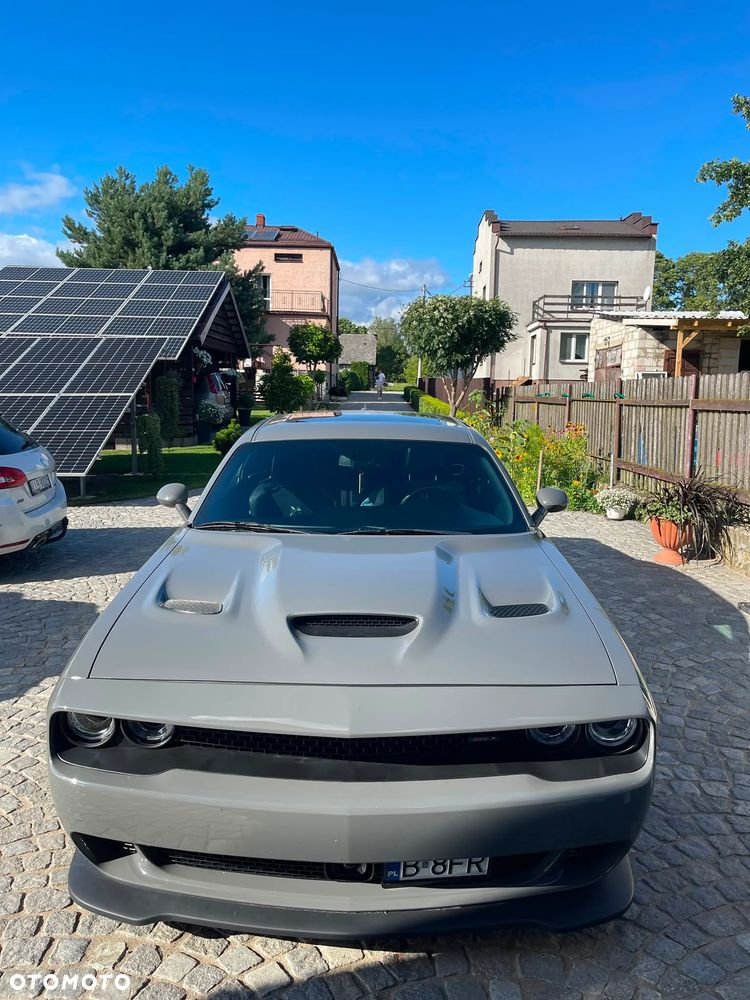 Dodge Challenger 6.4 Scat Pack - 1