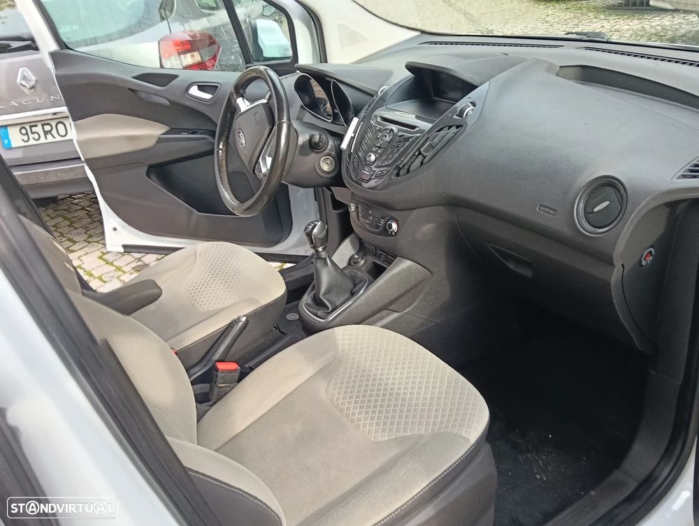 Ford Tourneo Courier 1.5 TDCi Titanium - 9