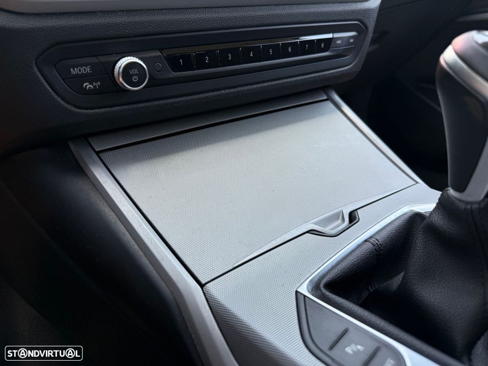 BMW 318 d Corporate Edition - 42