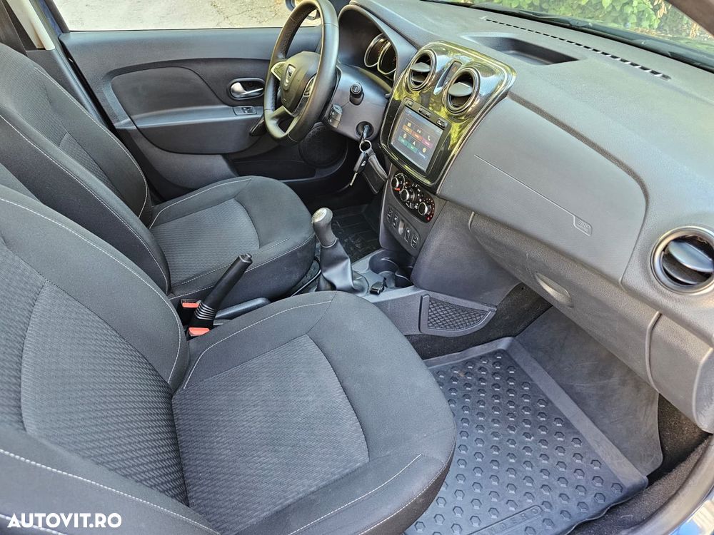 Dacia Sandero 0.9 Laureate - 9