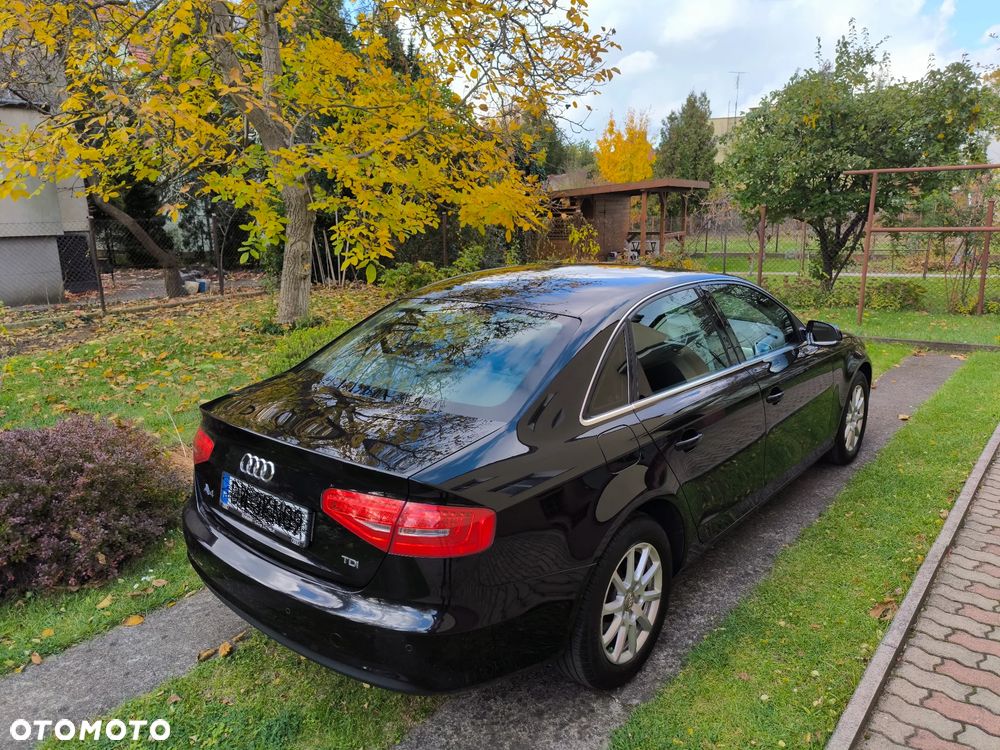 Audi A4 Limousine