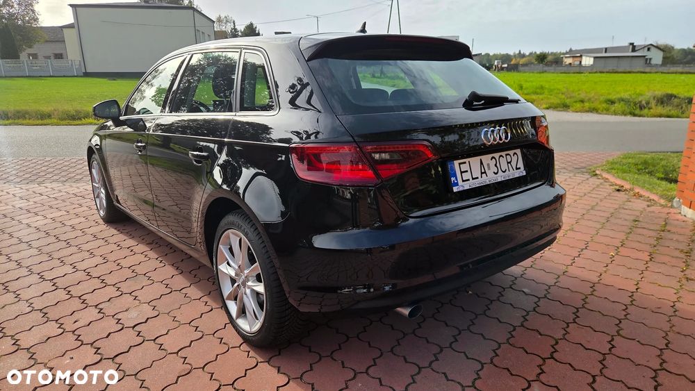 Audi A3 Sportback - 4