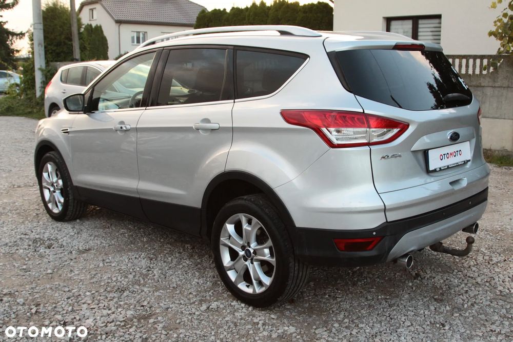 Ford Kuga 2.0 TDCi 4x4 Titanium - 10