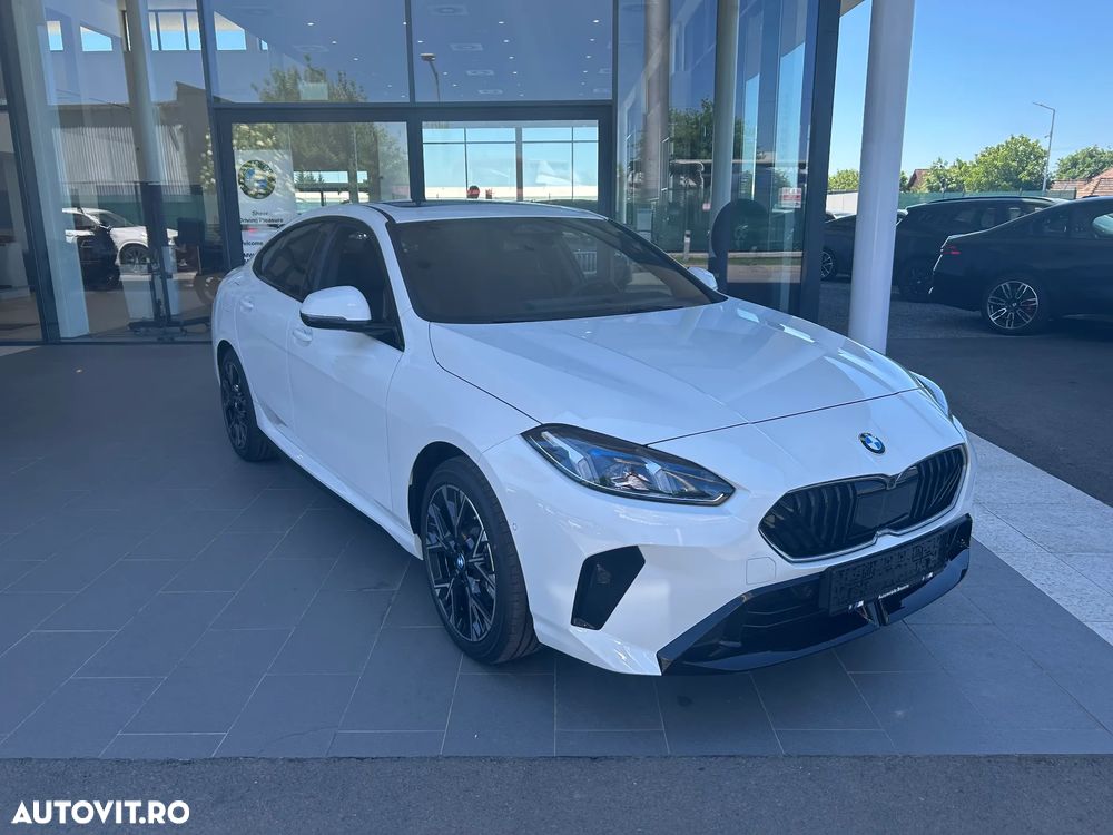 BMW Seria 2 220i Aut. - 1