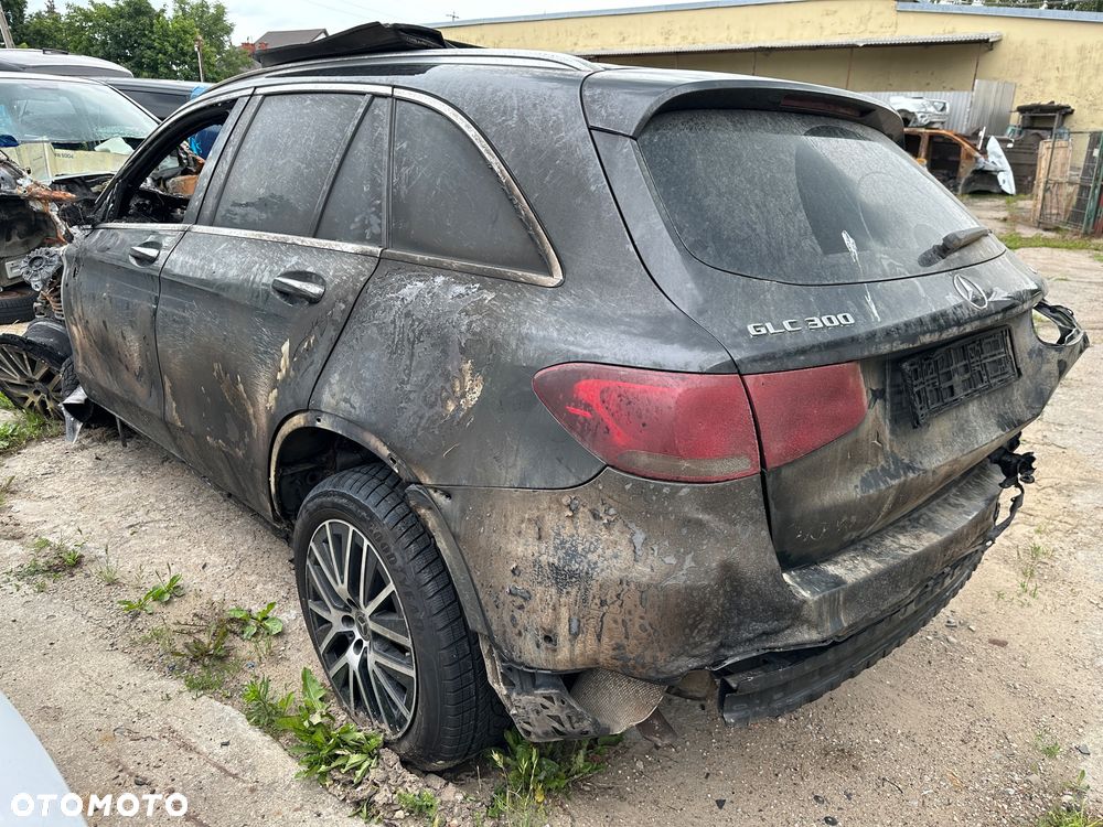 Mercedes GLC 300  4matic 2020r  karoseria dokumenty dowód - 1