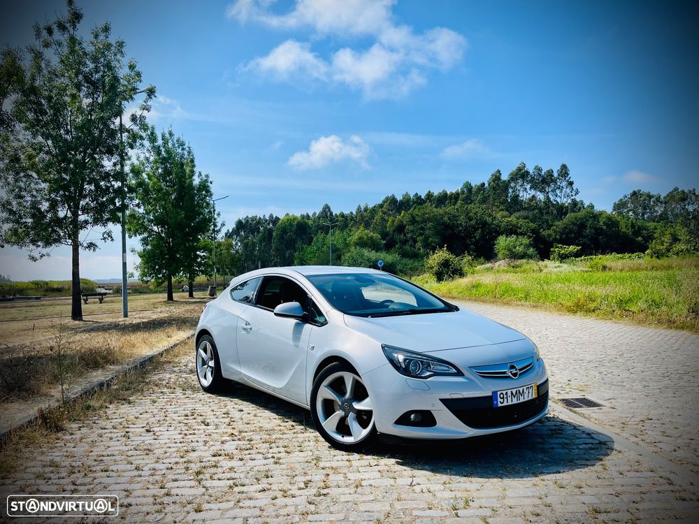 Opel Astra GTC 2.0 CDTi S/S - 2