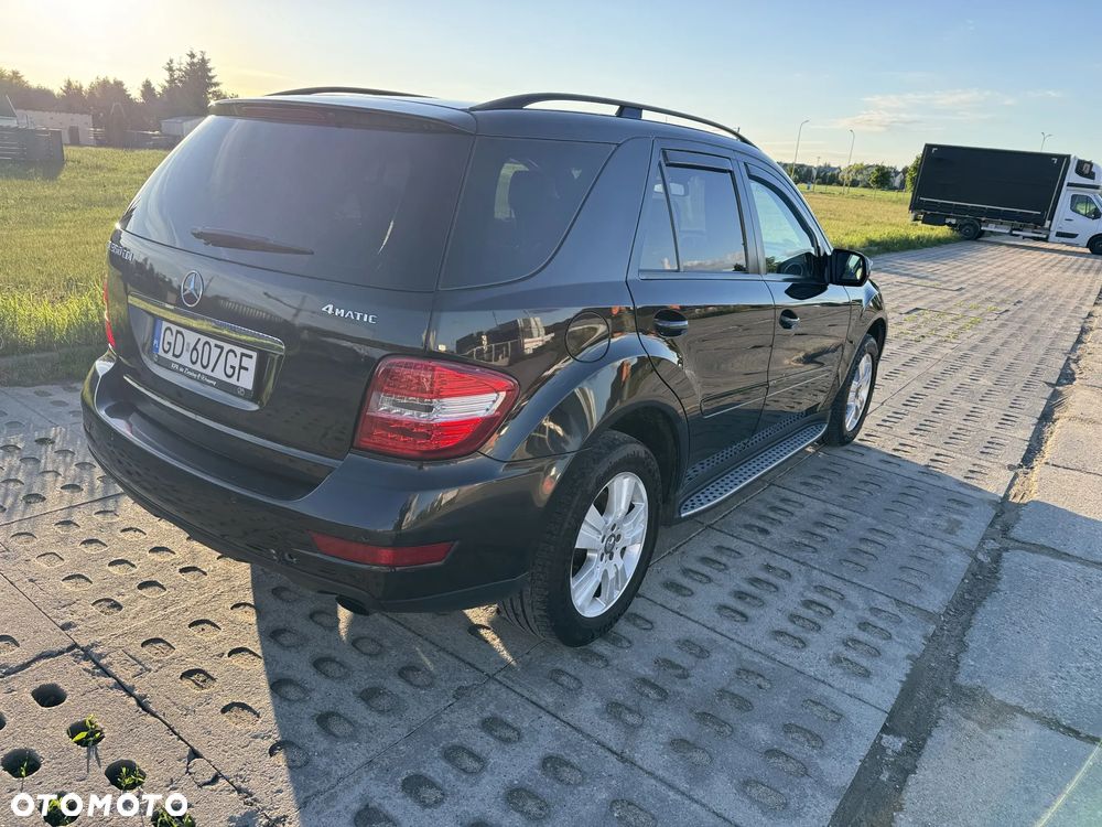 Mercedes-Benz ML - 4