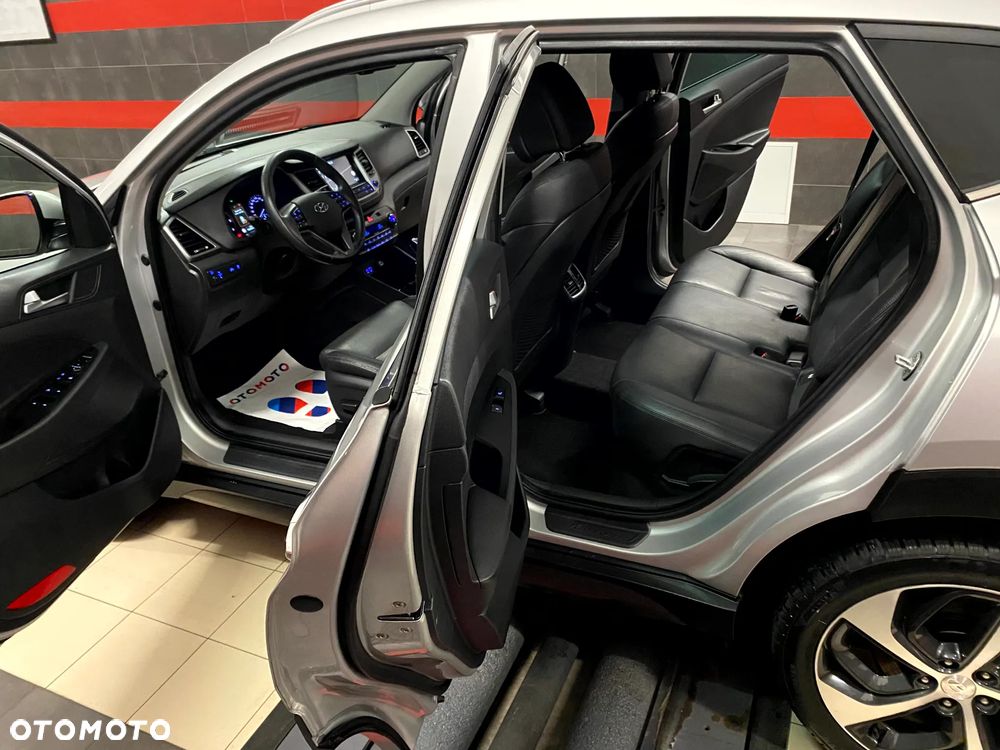 Hyundai Tucson blue 1.7 CRDi 2WD Style - 22