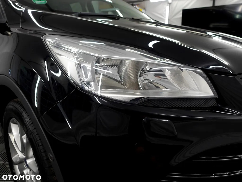 Ford Kuga 2.0 TDCi FWD Titanium - 26