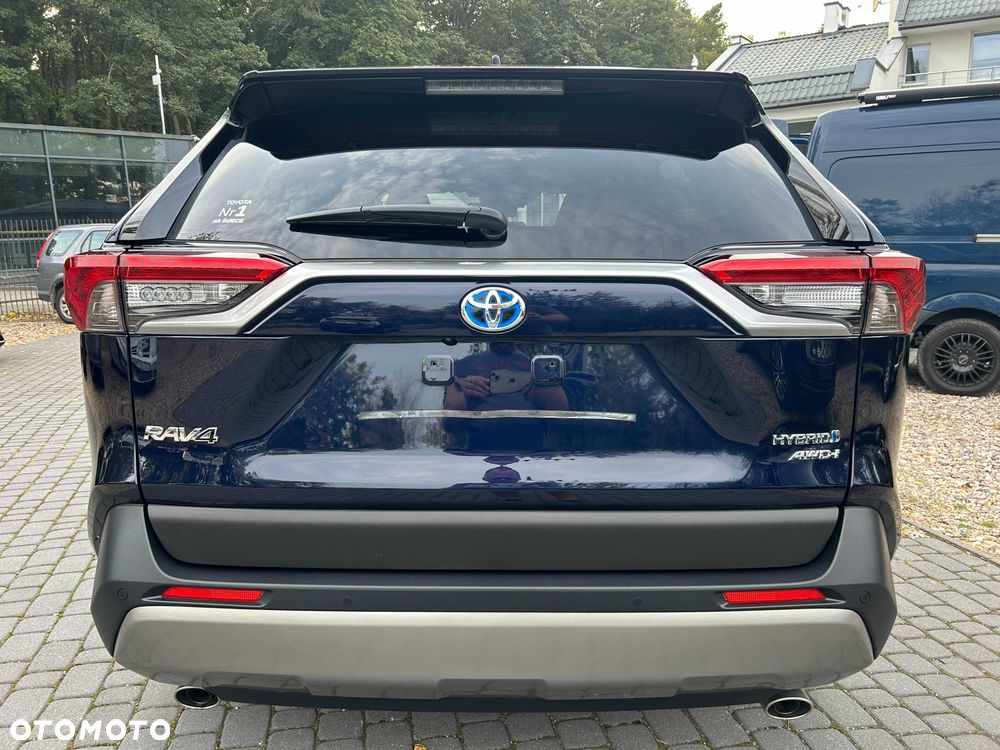 Toyota RAV4 - 4