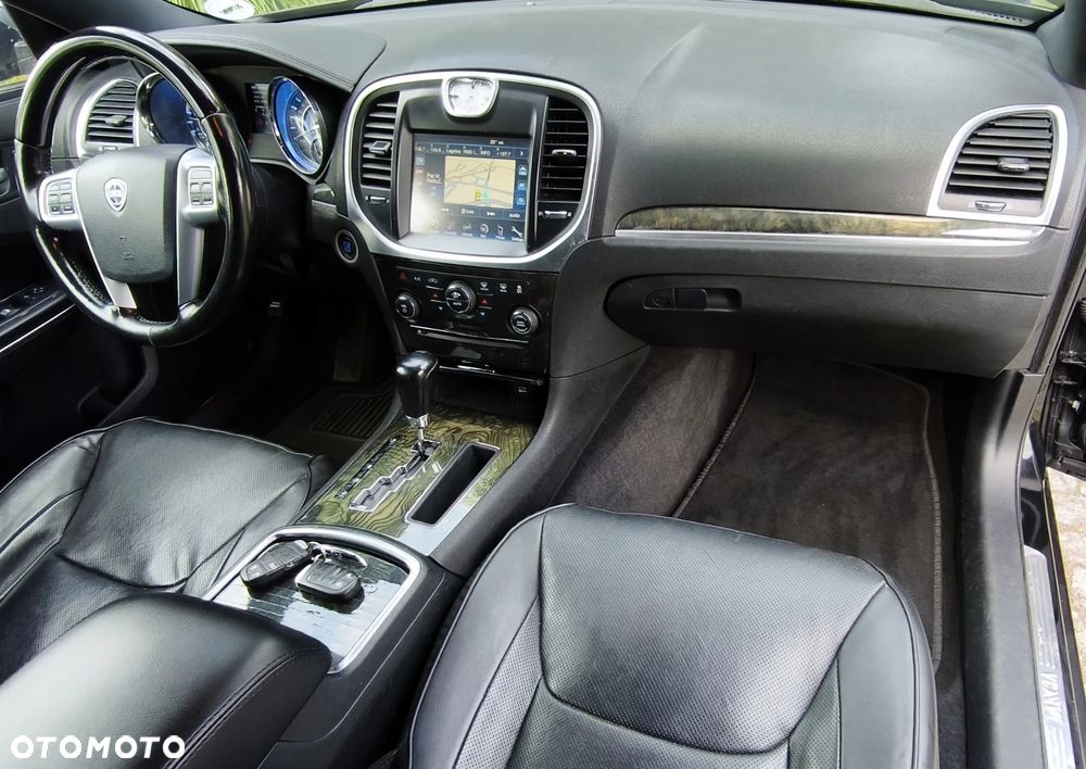 Lancia Thema 3.0 V6 CRD 24V Automatik Gold - 23