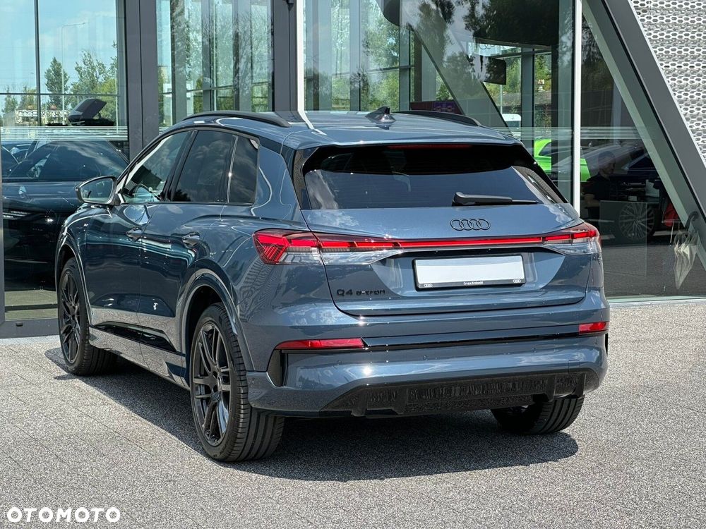 Audi Q4 e-tron - 10