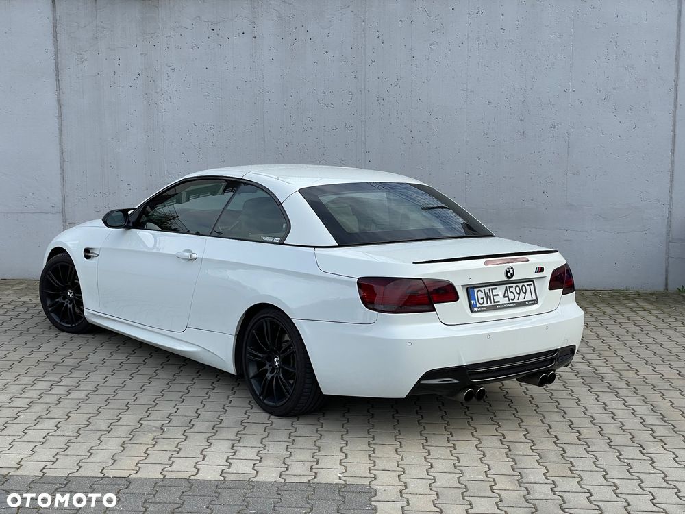BMW Seria 3 330i M Sport Edition - 12