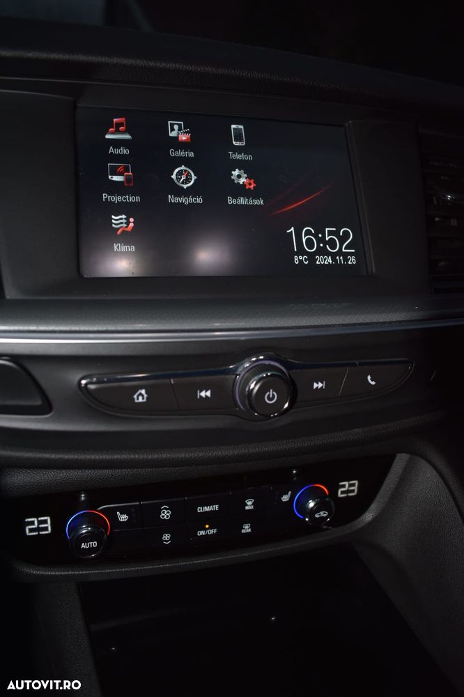 Opel Insignia - 13