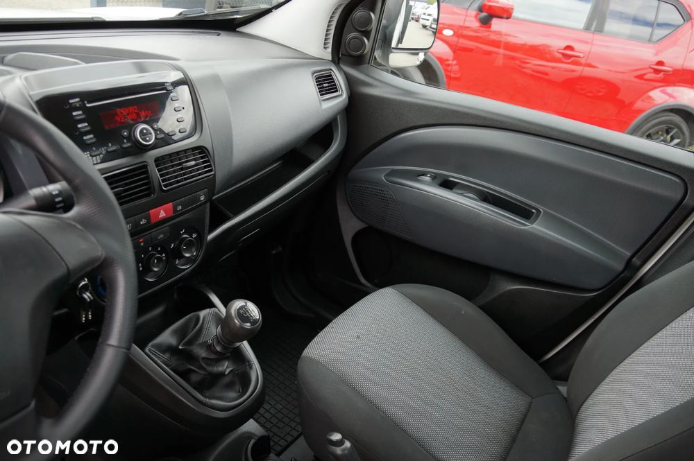 Fiat Doblo - 17