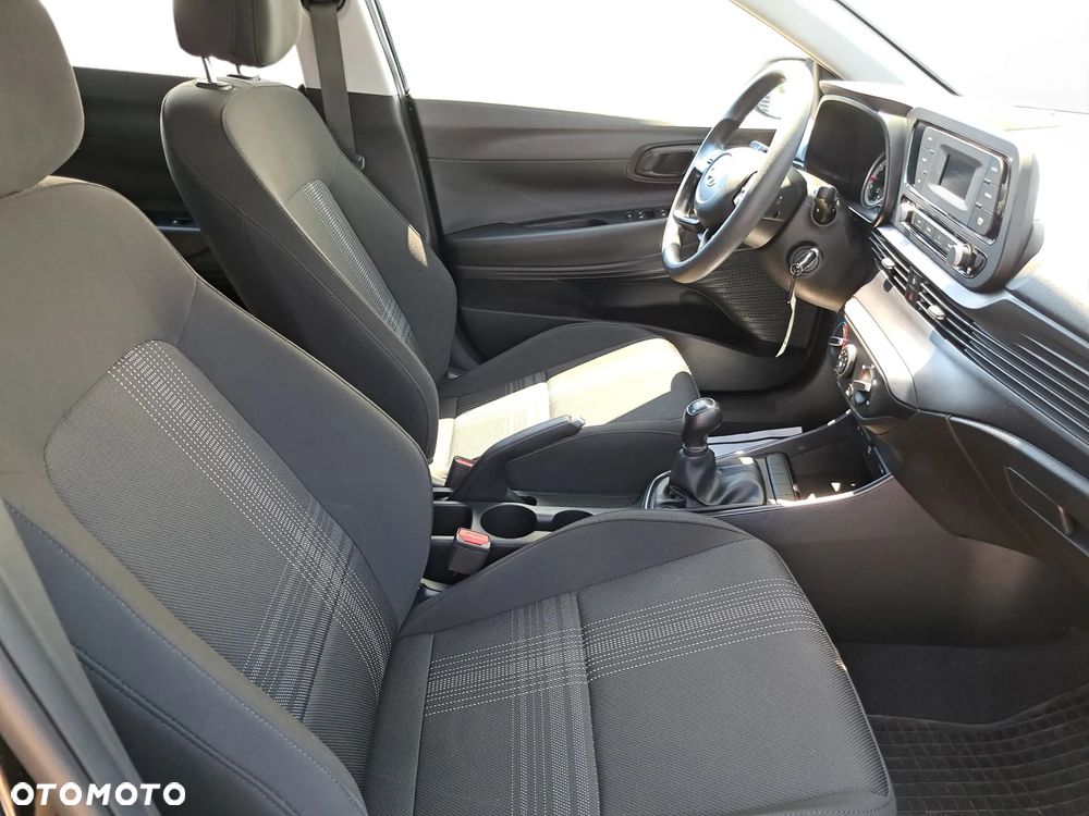 Hyundai i20 1.2 Pure - 14