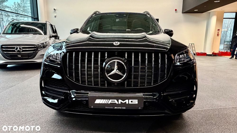 Mercedes-Benz GLS - 21