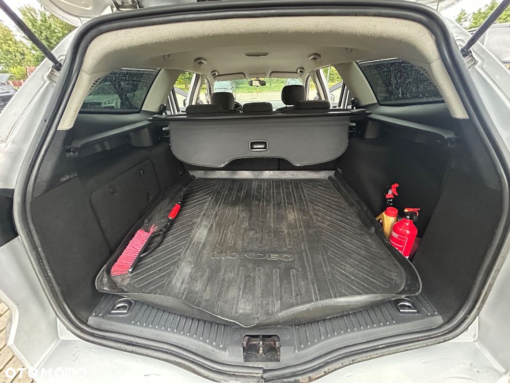 Ford Mondeo 2.0 TDCi Ambiente - 17