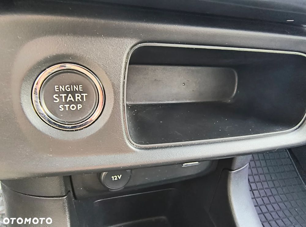 Citroën C3 1.2 PureTech Shine - 18