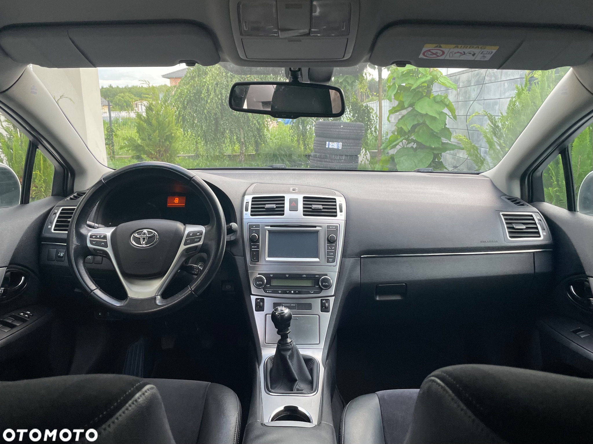 Toyota Avensis 2.0 D-4D Premium - 10