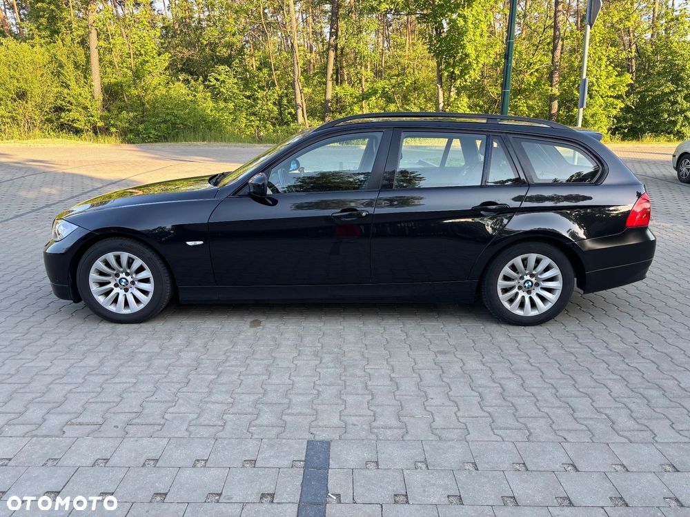 BMW Seria 3 325i - 9