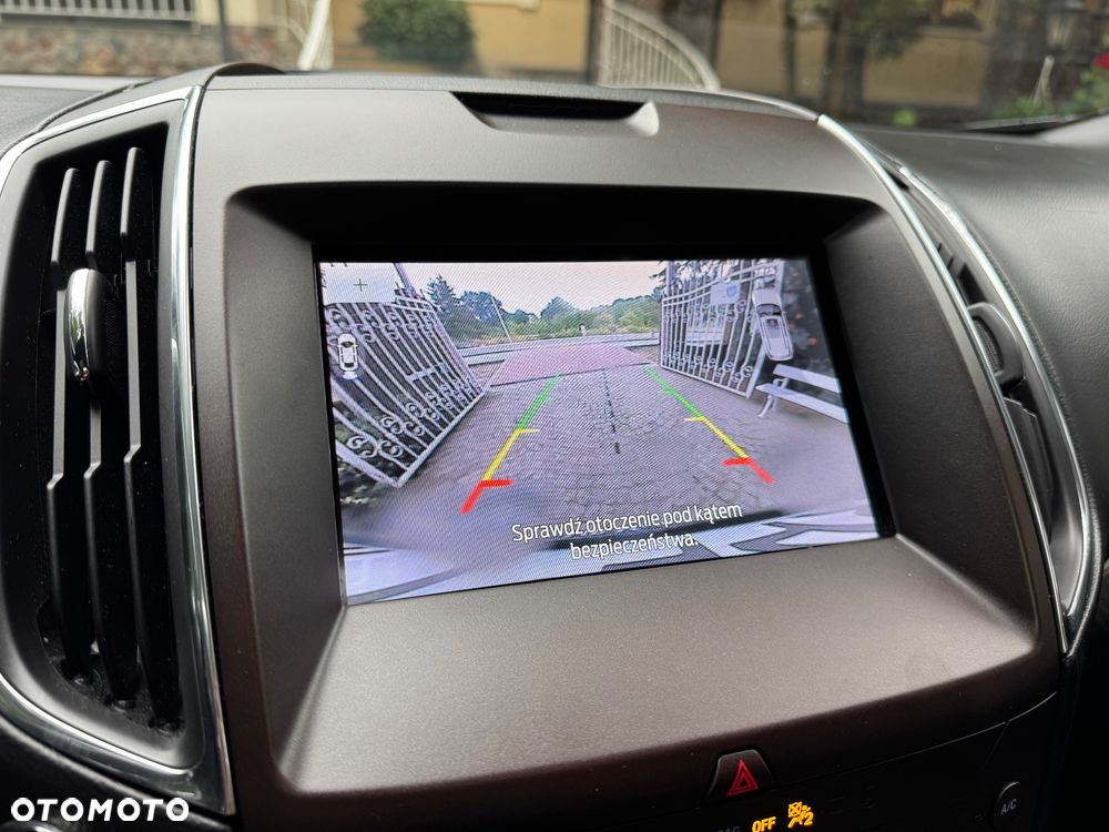 Ford Edge 2.0 EcoBlue Twin-Turbo 4WD Titanium - 27