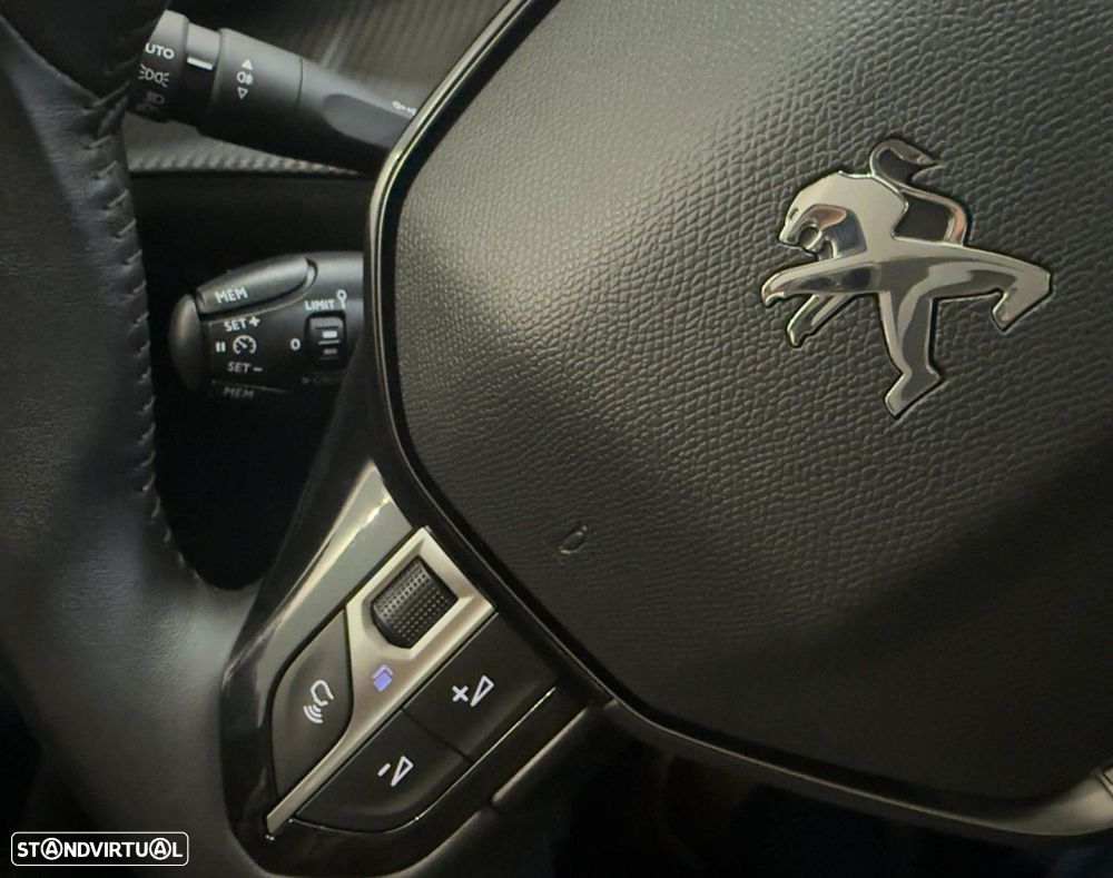 Peugeot 2008 1.5 BlueHDi Active Pack - 20