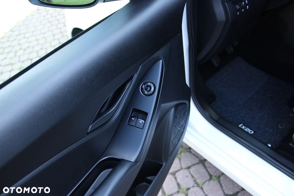 Hyundai ix20 1.6 BlueDrive Classic + - 14